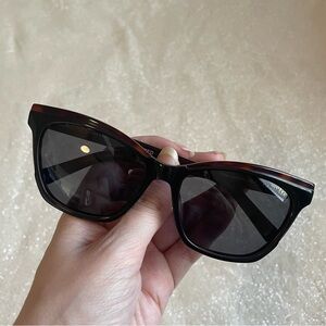 Ted Baker Polarized Black Tortoise Detail Semi Cat Eye Classic Sunglasses ✨